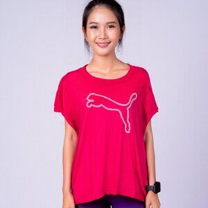 💖 PUMA Athletic Tee – Pretty in Pink & Ready to Move! 🏃‍♀️